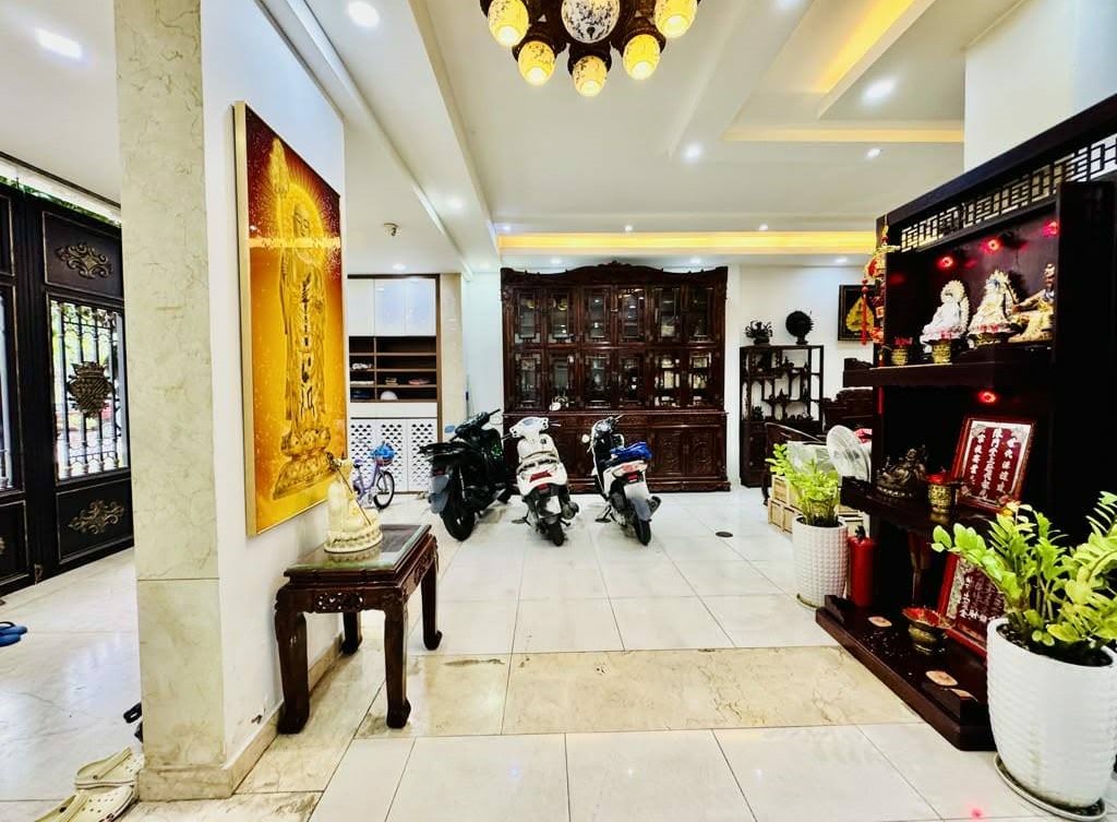 Biệt thự Khu Tên Lửa Bình Tân - Gần Aeon Mall - Giá tốt chỉ nhỉnh 27 tỷ